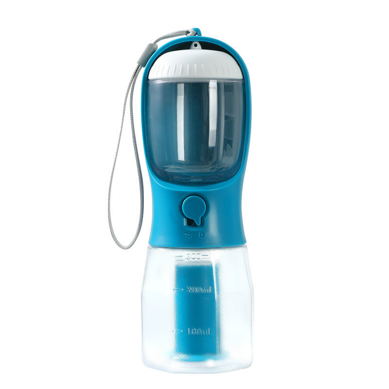 All-in-one pet travel cup with water and food compartment + poop bag dispenser