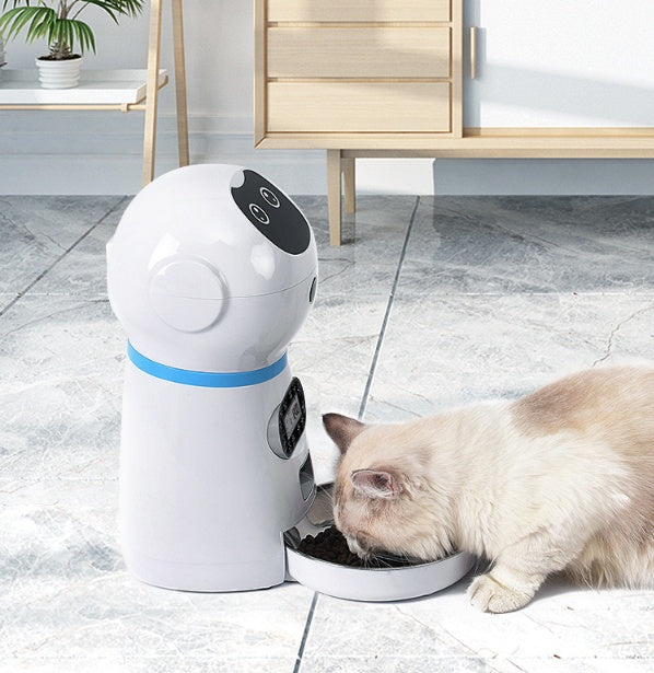 Smart pet feeder, automatic cat and dog feeder with timed and measured feeding.