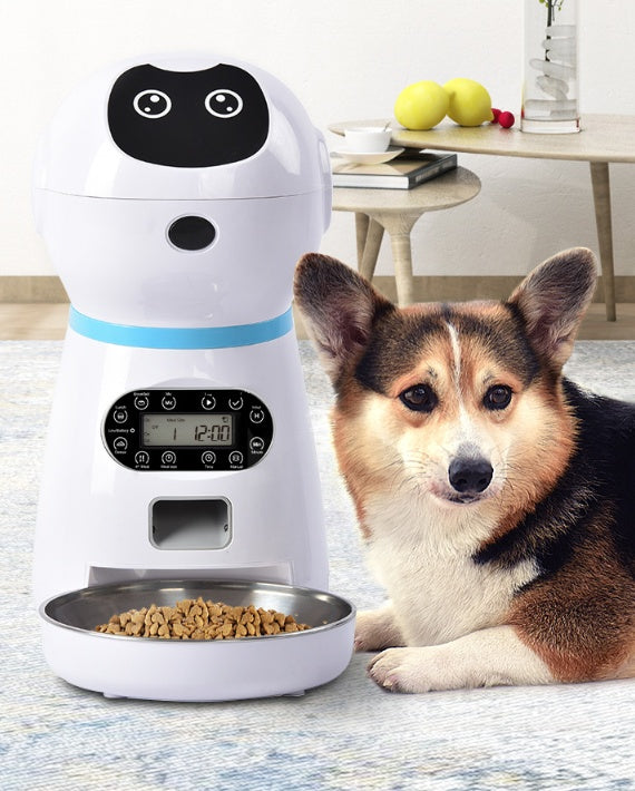 Smart pet feeder, automatic cat and dog feeder with timed and measured feeding.